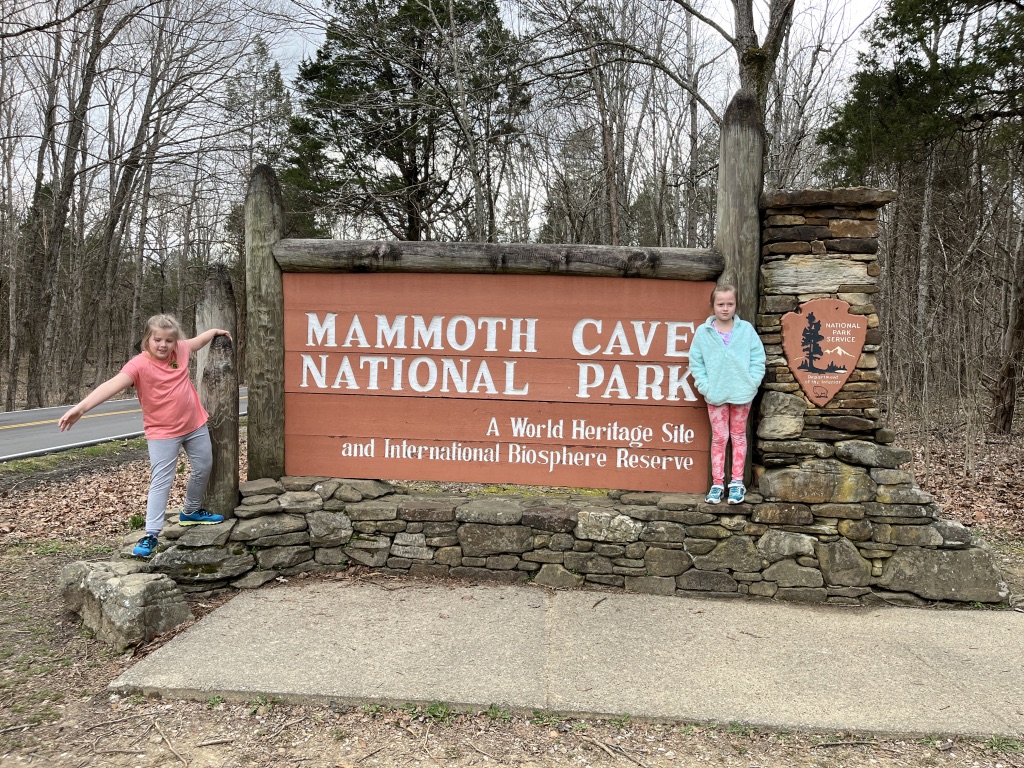 Mammoth National Cave Explore